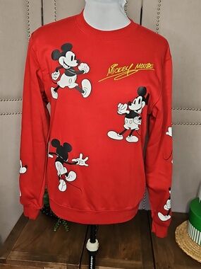 Disney Mickey Mouse And Friends Sweathsirt Red